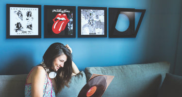SHOW AND LISTEN - Single Record Frame - White
