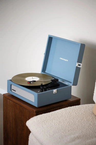 CROSLEY - Voyager - Portable Bluetooth Record Player (Washed Blue)