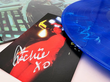 HATCHIE - Giving The World Away