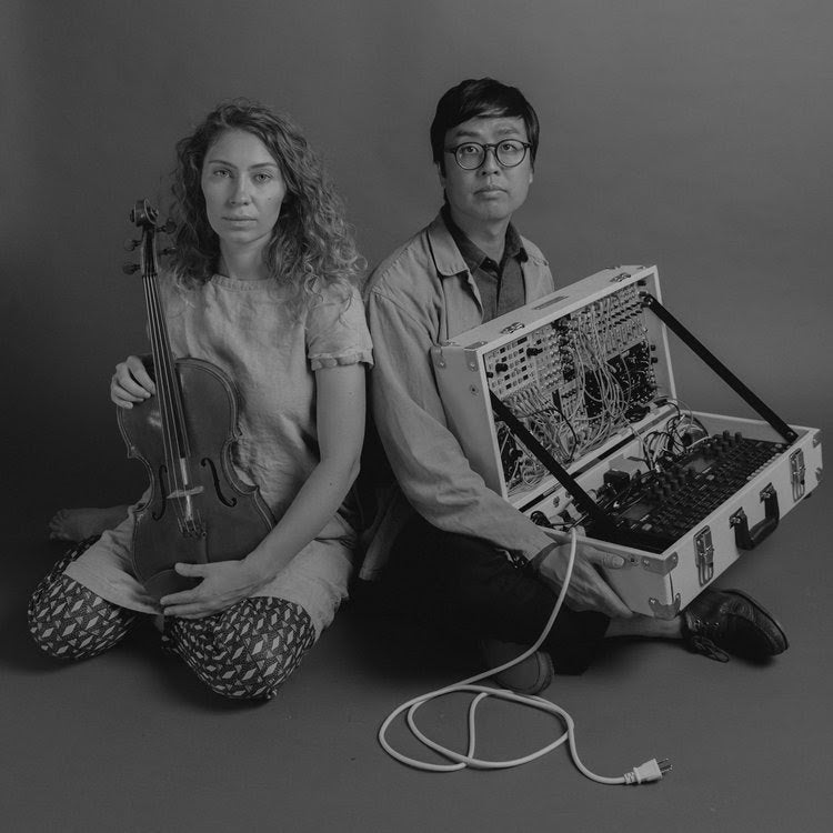 JEREMIAH CHIU & MARTA SOFIA HONER - Different Rooms - LP - Black Vinyl [JUN 20]