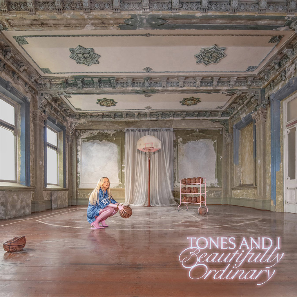 TONES AND I - Beautifully Ordinary - CD